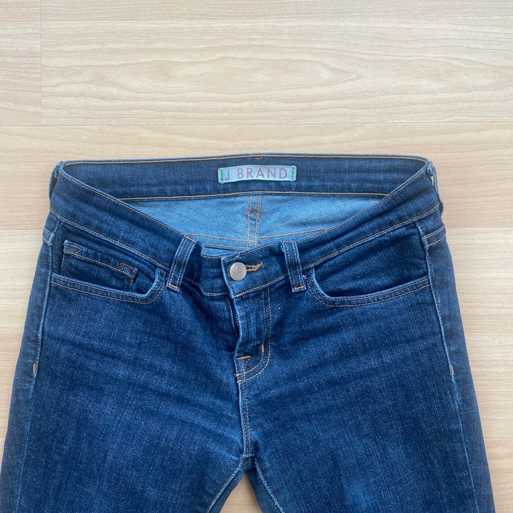 J Brand Skinny Jeans in Rinse - Picture 7 of 9